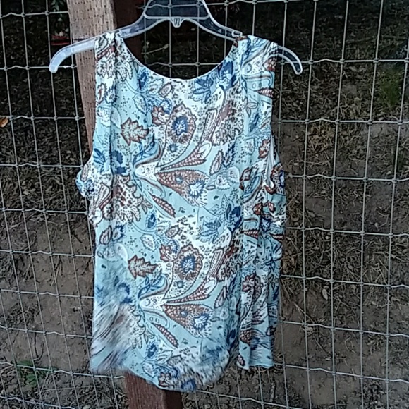 Very pretty summer blouse - Picture 2 of 2